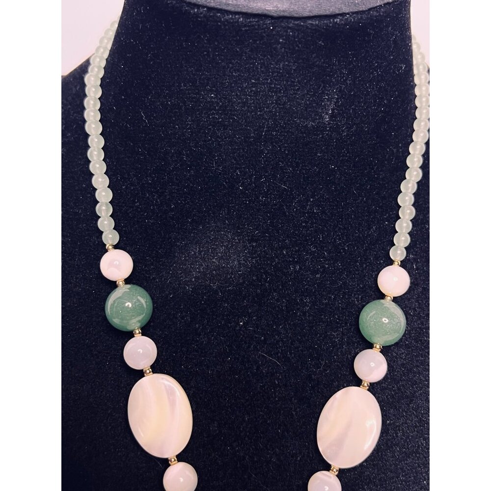 Lee Sands Aventurine MOP And Crackle Abalone Shell Heart Necklace (6274) - Picture 4 of 6